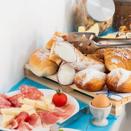 Guest house La Trinacria 4*